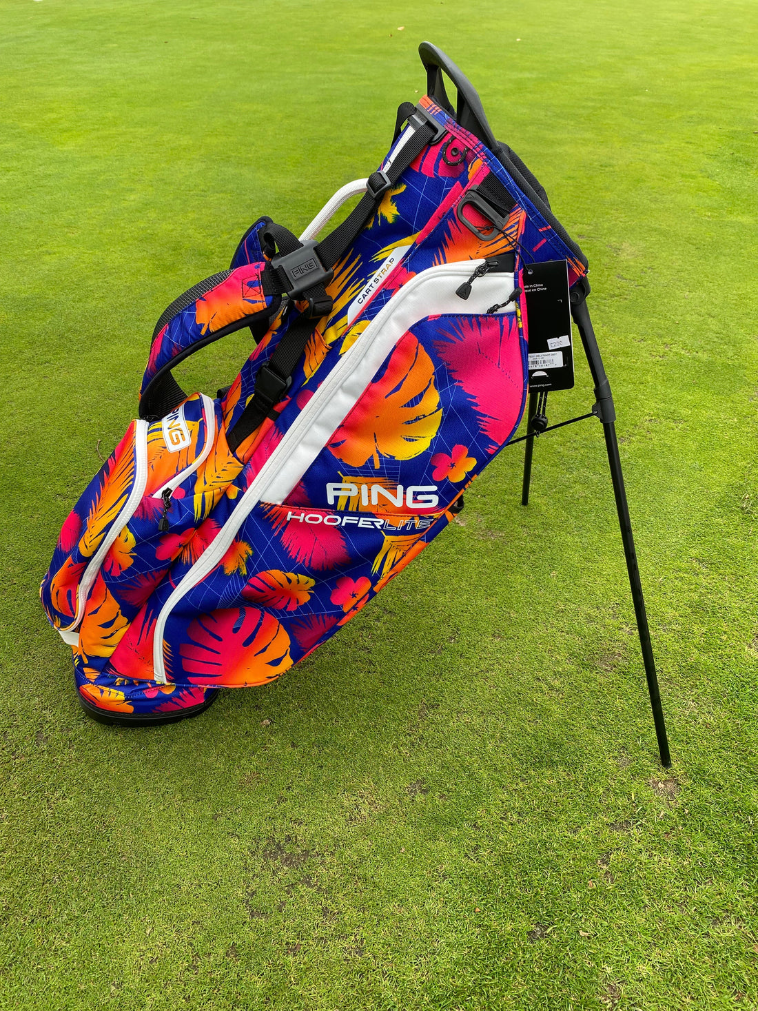 Ping Hoofer Lite Stand Bag: A Smart Choice for Walkers
