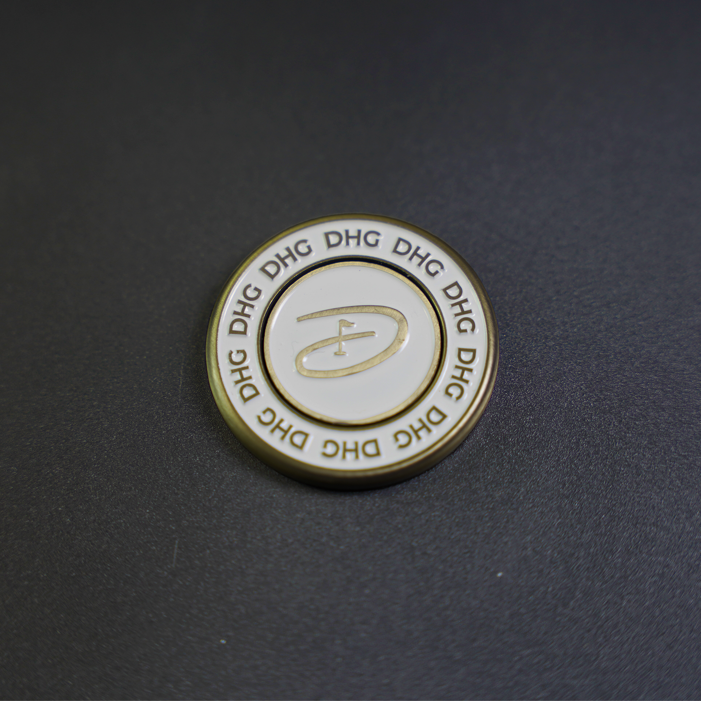 40mm Deluxe Ball Marker Holder | DHG