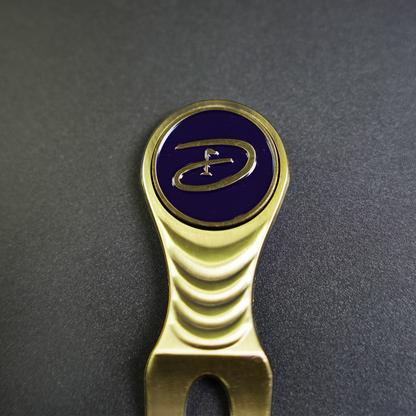 Deluxe Pitchmark Repairer + Ball Marker | DHG